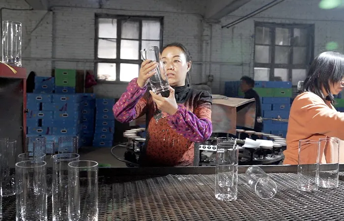 Hand engraving Hand engraving