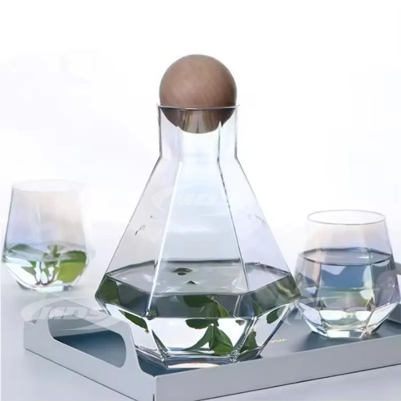 New Design Diamond Cry stal Glass Pitcher Water Kettle Jug Carafe with Wood Ball Lid