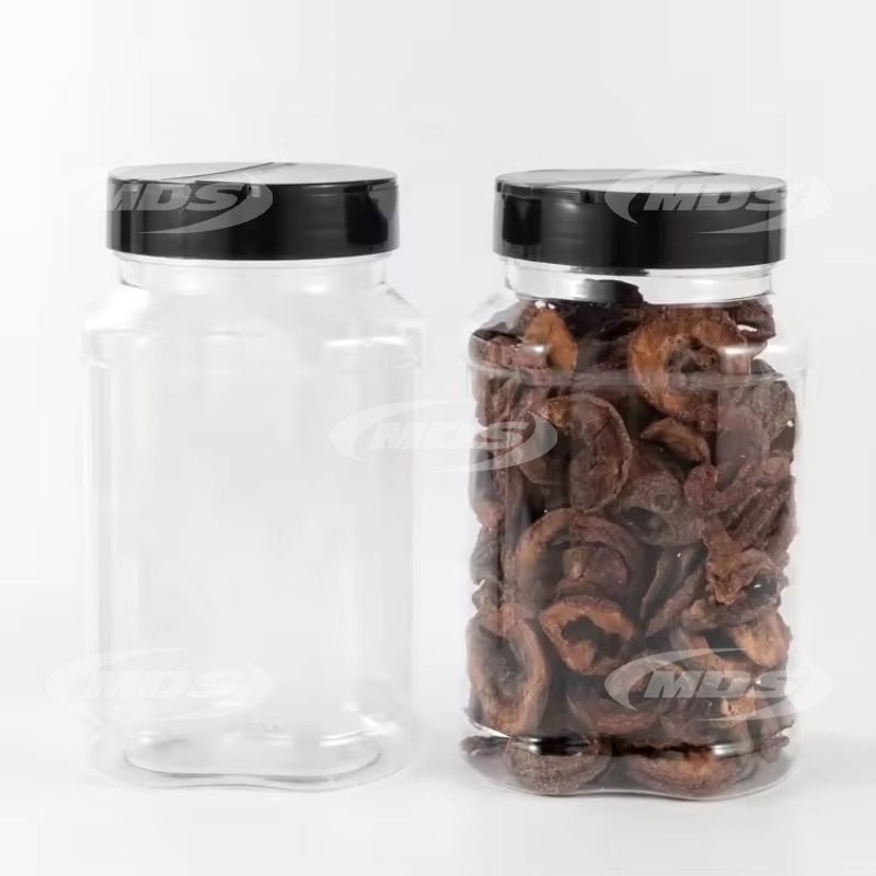 BPA Free Wholesale Plastic Seasoning Jars for Spices Custom Packaging Plastic Spice Bottles With Black Cap