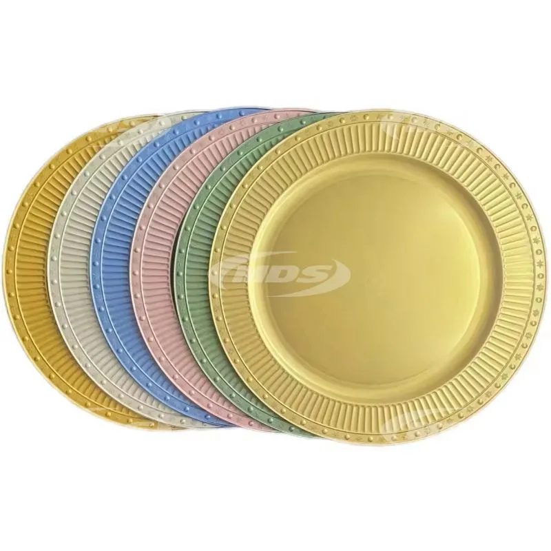 Factory Bulk Luxurious 13inches Round Gold Black White Plastic Charger Under Plates for Wedding