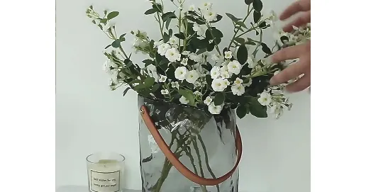 vase