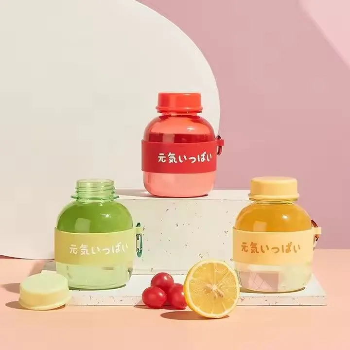 Creative personality portable mini drinking water bottle penguin cup 300ml plastic bottles for drink