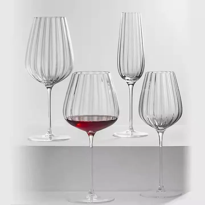 Wholesale Transparent New Style Modern Personalized Ribbed Wine Glass with Stripes