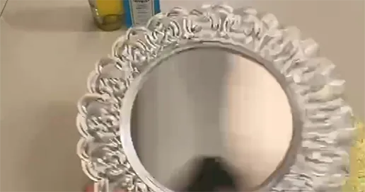 gold restaurant plastic plates