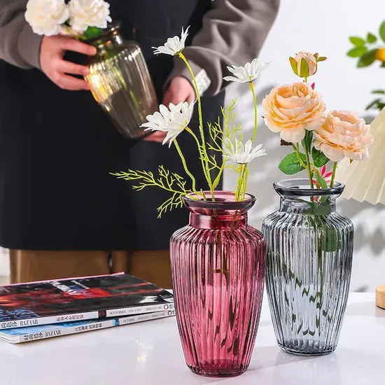 Wholesale Gift Glass Bud Vases Colored Mini Decor Vintage Home Wedding Glass Bottles Flowers Small Vases