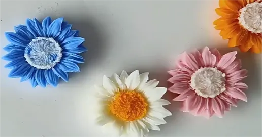 daisy sunflower candle
