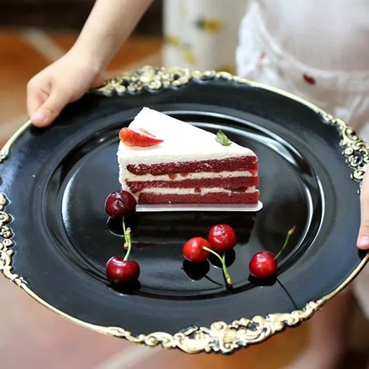 High End Round Shiny Dish Plates Wedding Decoration 33cm Plastic Luxury Black Charger Plates