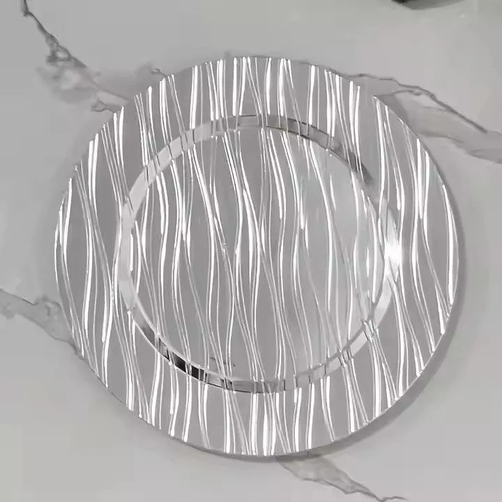 Cheap 13 Inch Black Golden Charger Plates Wedding Round Plastic Charge Plates Luxury Serving Dishes