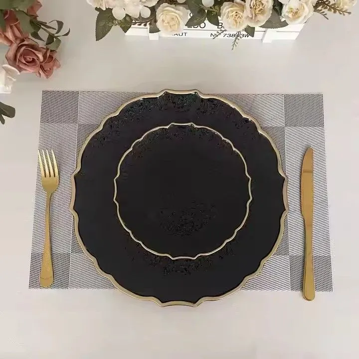 13-Inch White Plastic Charger Plate With Gold Rim Scallop Shape Design for Banquets Weddings Round PP Dinner Dishes