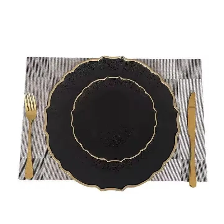 13-Inch White Plastic Charger Plate With Gold Rim Scallop Shape Design for Banquets Weddings Round PP Dinner Dishes