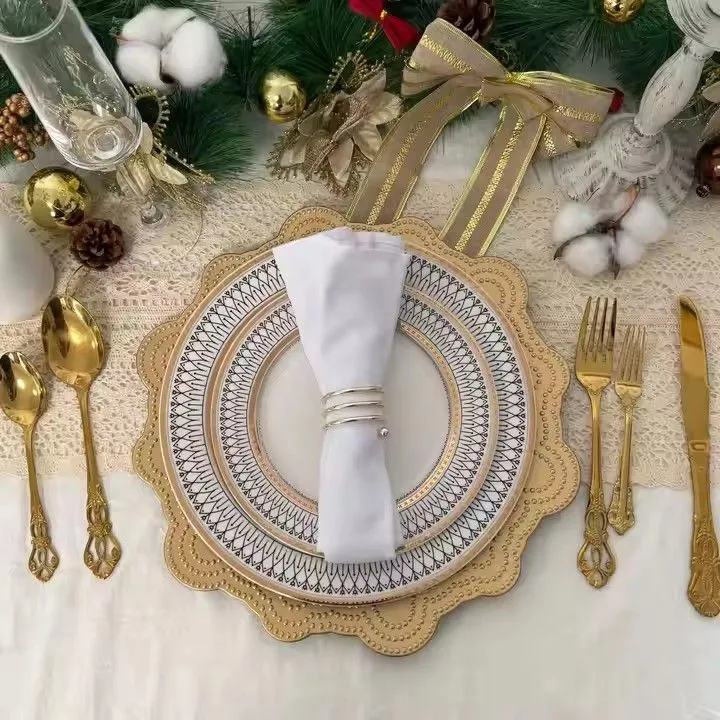 Luxury Custom Wholesale Plastic 13 Inch Plastic Silver Gold Charger Plates for Dining Wedding Dinner Plates