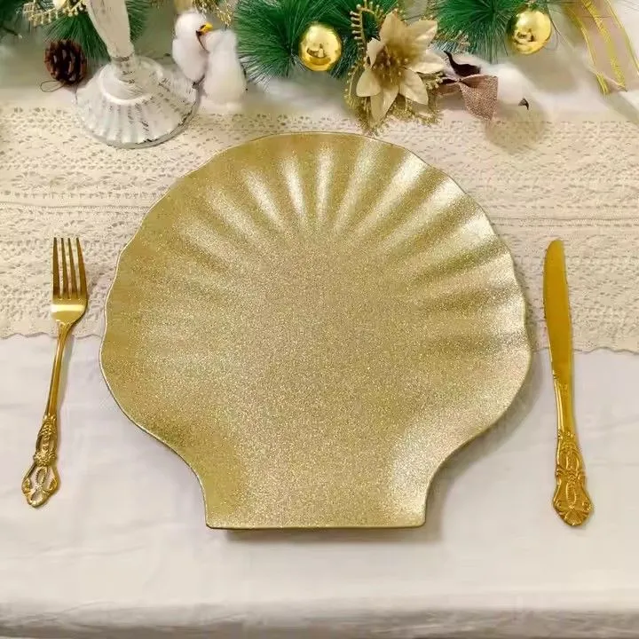 New Style Luxury Wedding Event Party Dining Room Plastic Plate Gold Shell Shape Charger Plate