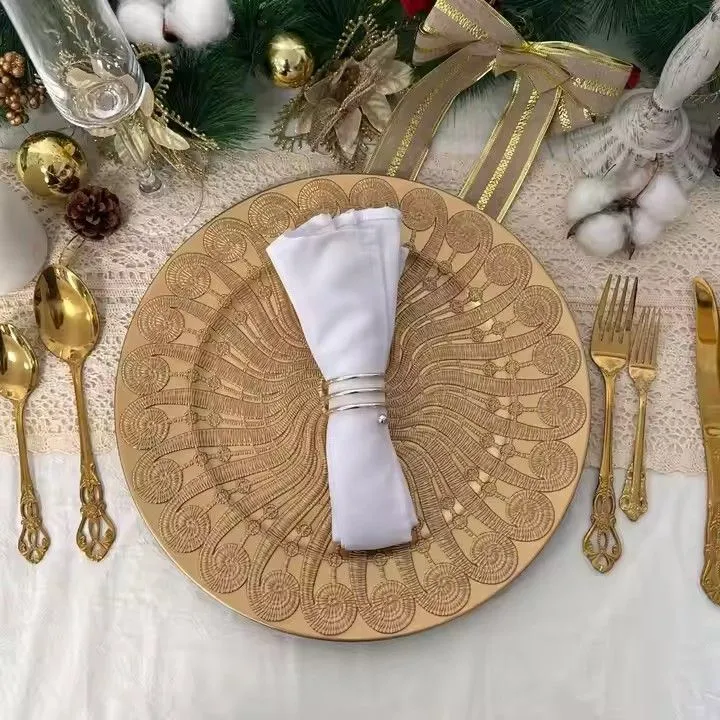 Hot Selling New Models 13 Inches Gold Charger Plates Set Decoration for Wedding and Engagement