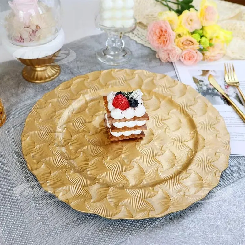 Eco-Friendly Gold Wedding Table Decoration Modern Round Plastic Charger Plates for Food Wholesale