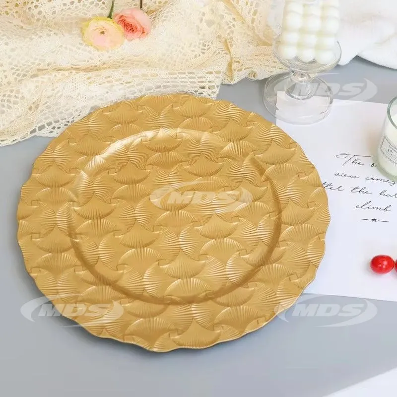Eco-Friendly Gold Wedding Table Decoration Modern Round Plastic Charger Plates for Food Wholesale