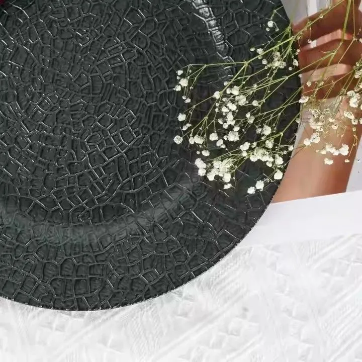 Wholesale Dark Green Alligator Skin Texture Pattern Plastic Charger Plate Home and Kitchen&Cookware Sets for Wedding