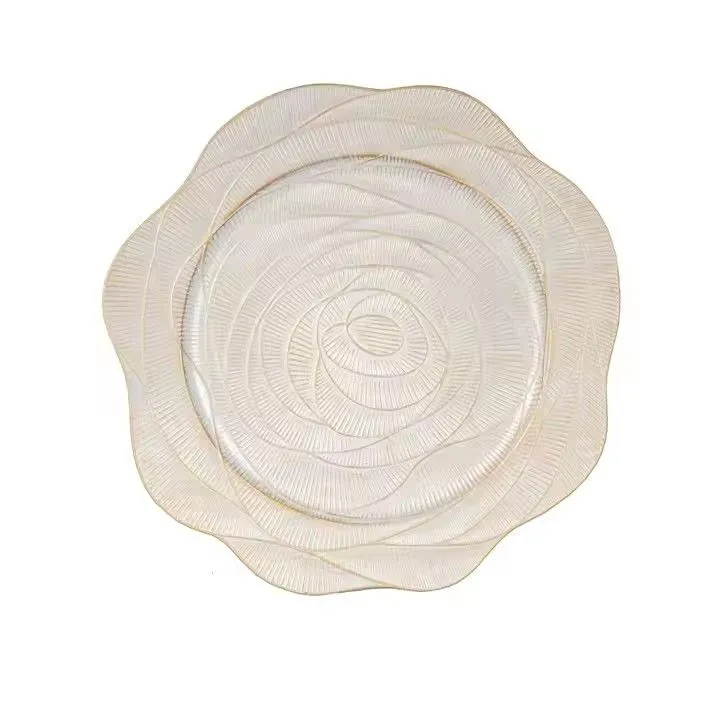 13 Inch Round Antique Plate Flower Shape White Plastic Charger Plate Wedding Dinner Decoration