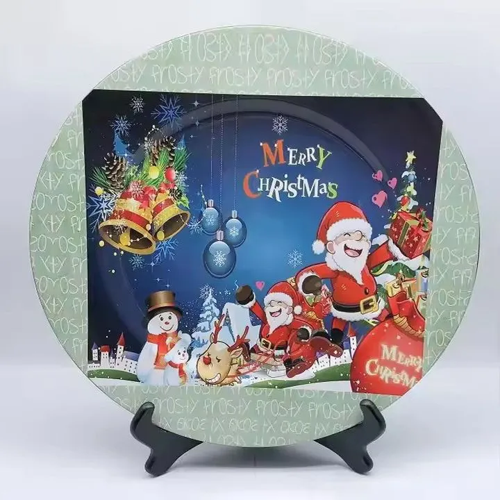 High Quality Fashion Plastic Party Christmas Decorated Santa Plates