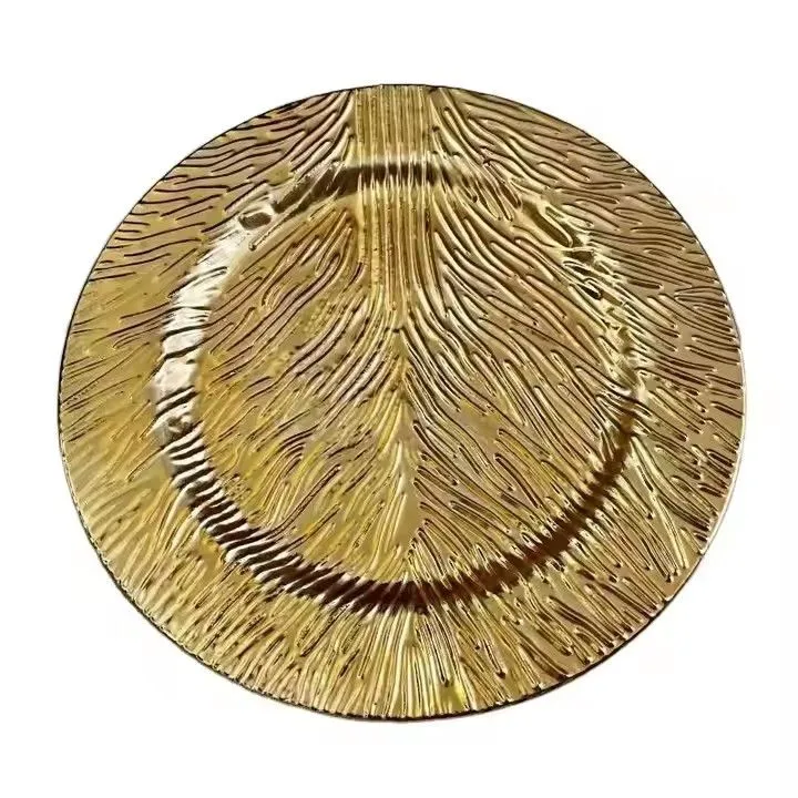 Customized Christmas Decoration Charger Plate Gilded Mat Plate Plastic Under Plates for Party Wedding