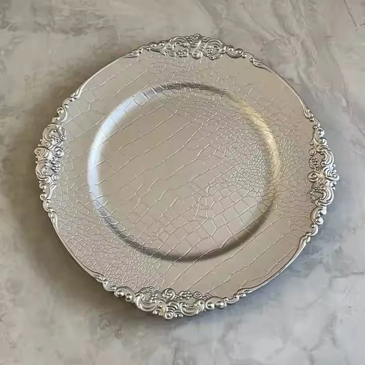 Wholesale Luxury Style Glass Dinnerware Fruit Dinner Plate Round 13 Inch Wedding Plastic Charger Plates