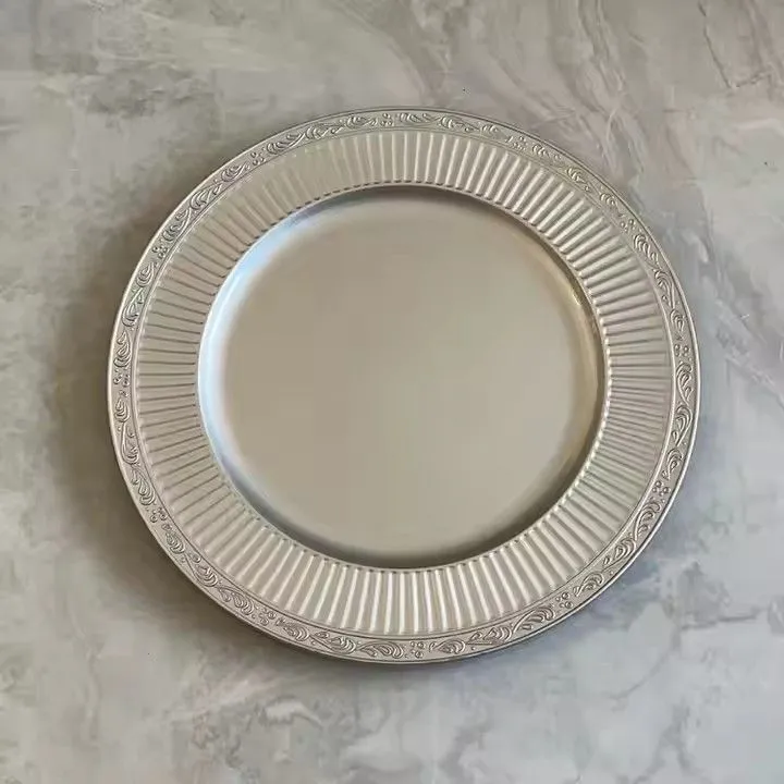 Wholesale Luxury Style Glass Dinnerware Fruit Dinner Plate Round 13 Inch Wedding Plastic Charger Plates