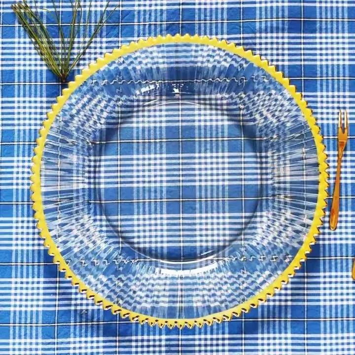 Wholesale Bulk clear Plastic Charger Plate With Gold Rim