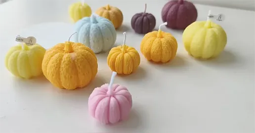 pumpkin scented candle