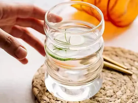 Guide to Cleaning and Maintaining Glass Cups and Mugs