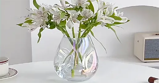 custom design glass vase