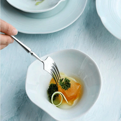 French Simple Ceramic Dinnerware Set Wholesale Pure Color Porcelain Straw Hat Plates and Bowls Set