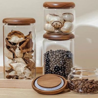 Top Grade high borosilicate glass storage jar with bamboo lid