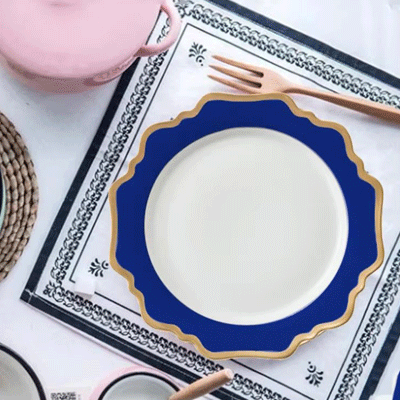 Hot sale hotel dinnerware set scalloped blue and white porcelain plate with gold rim