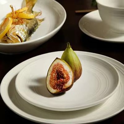 Custom logo printed porcelain dinner plates set 46 pieces porcelain tableware wholesale white